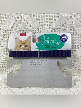 Whisker City Cat Leash